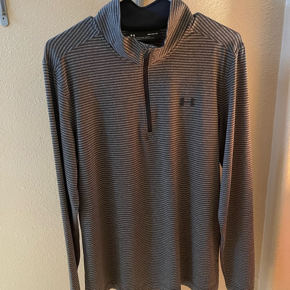 Under Armour loose fit